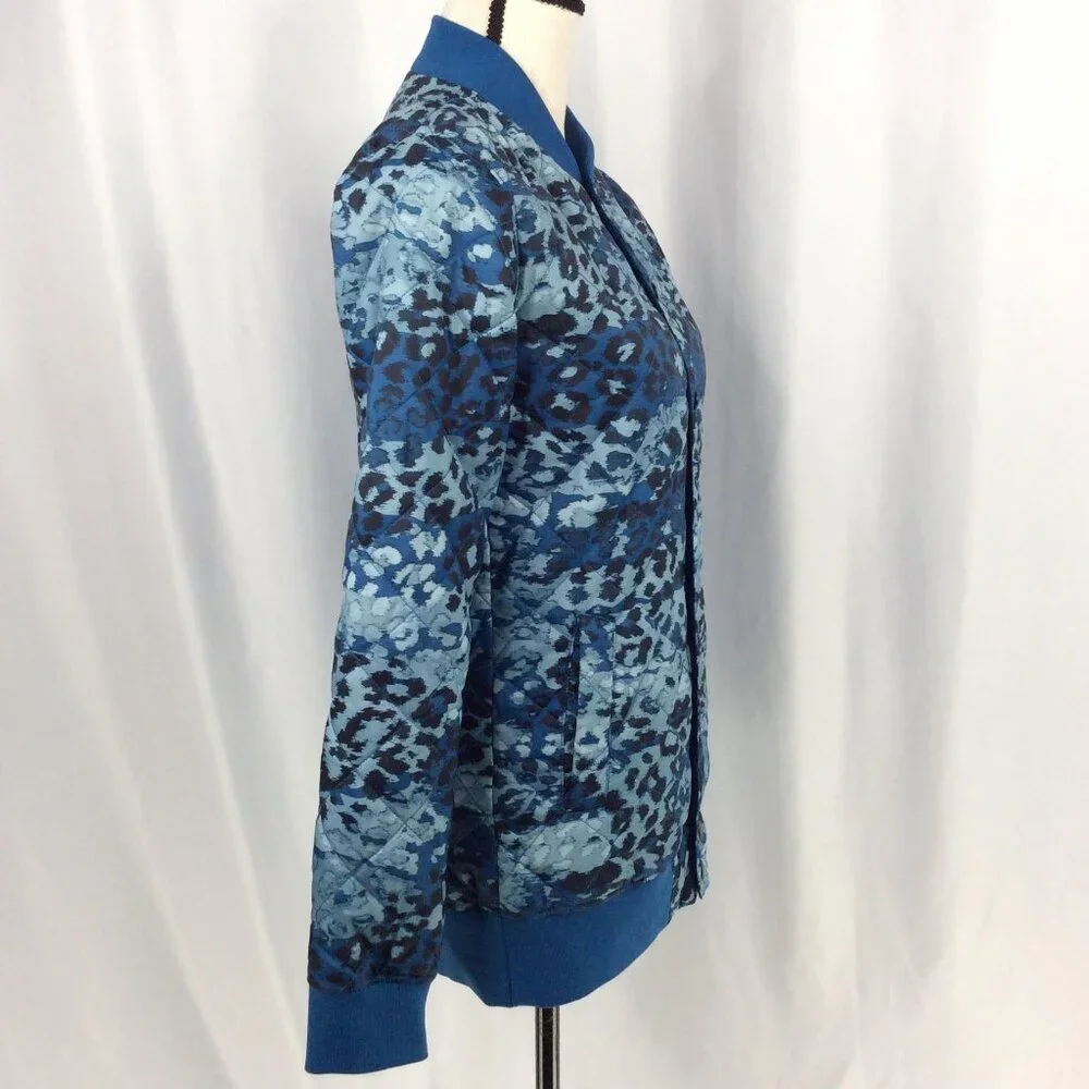The North Face Anna Quilted Bomber Jacket Womens XS Blue Leopard Print Insulated